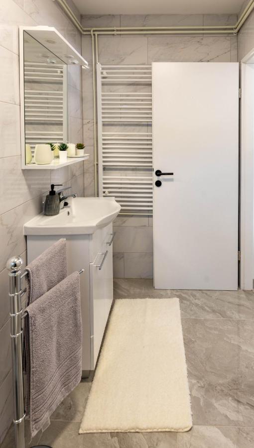 Apartmani Sun & Moon Belovár Kültér fotó