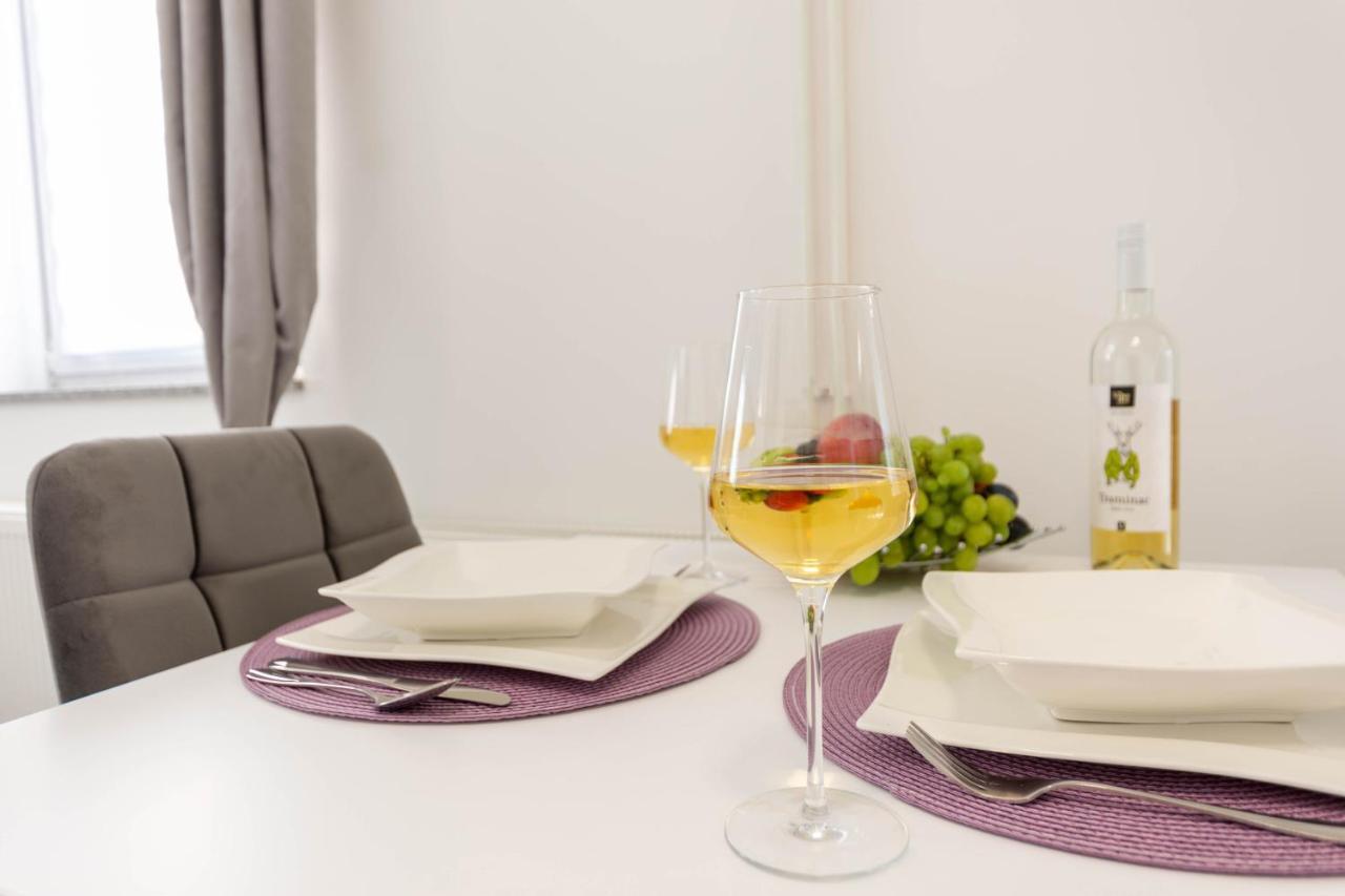 Apartmani Sun & Moon Belovár Kültér fotó