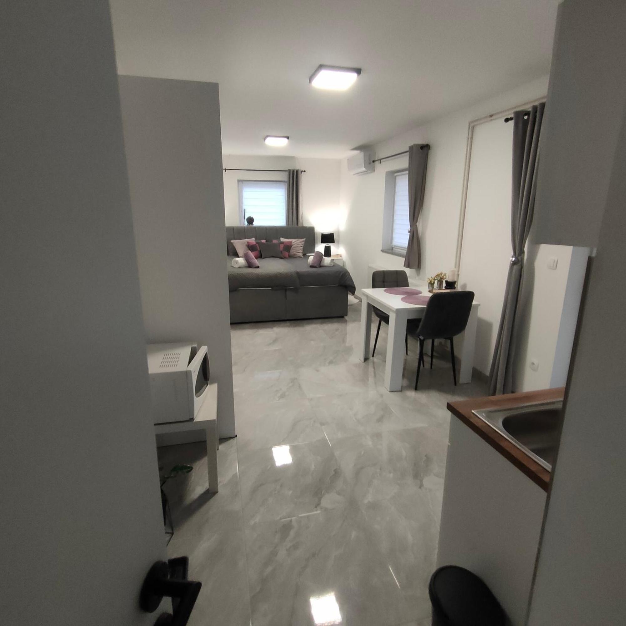 Apartmani Sun & Moon Belovár Kültér fotó